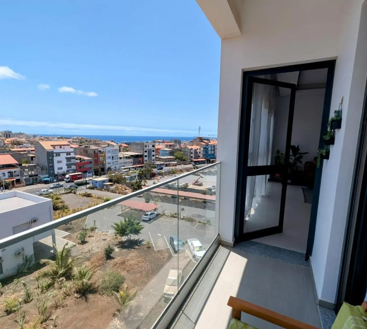 3 Bedroom Apartment In Palmarejo, Praia 0*,